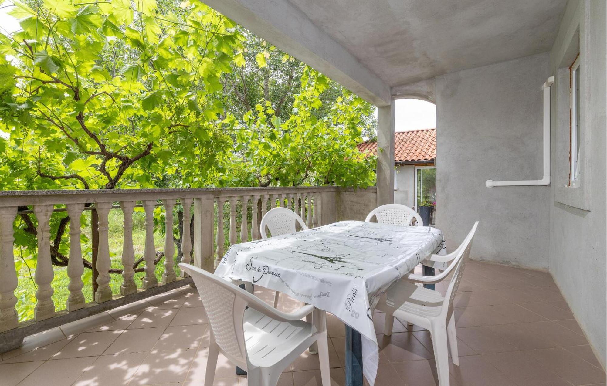 Lovely Apartment In Lopar With Wifi Zewnętrze zdjęcie