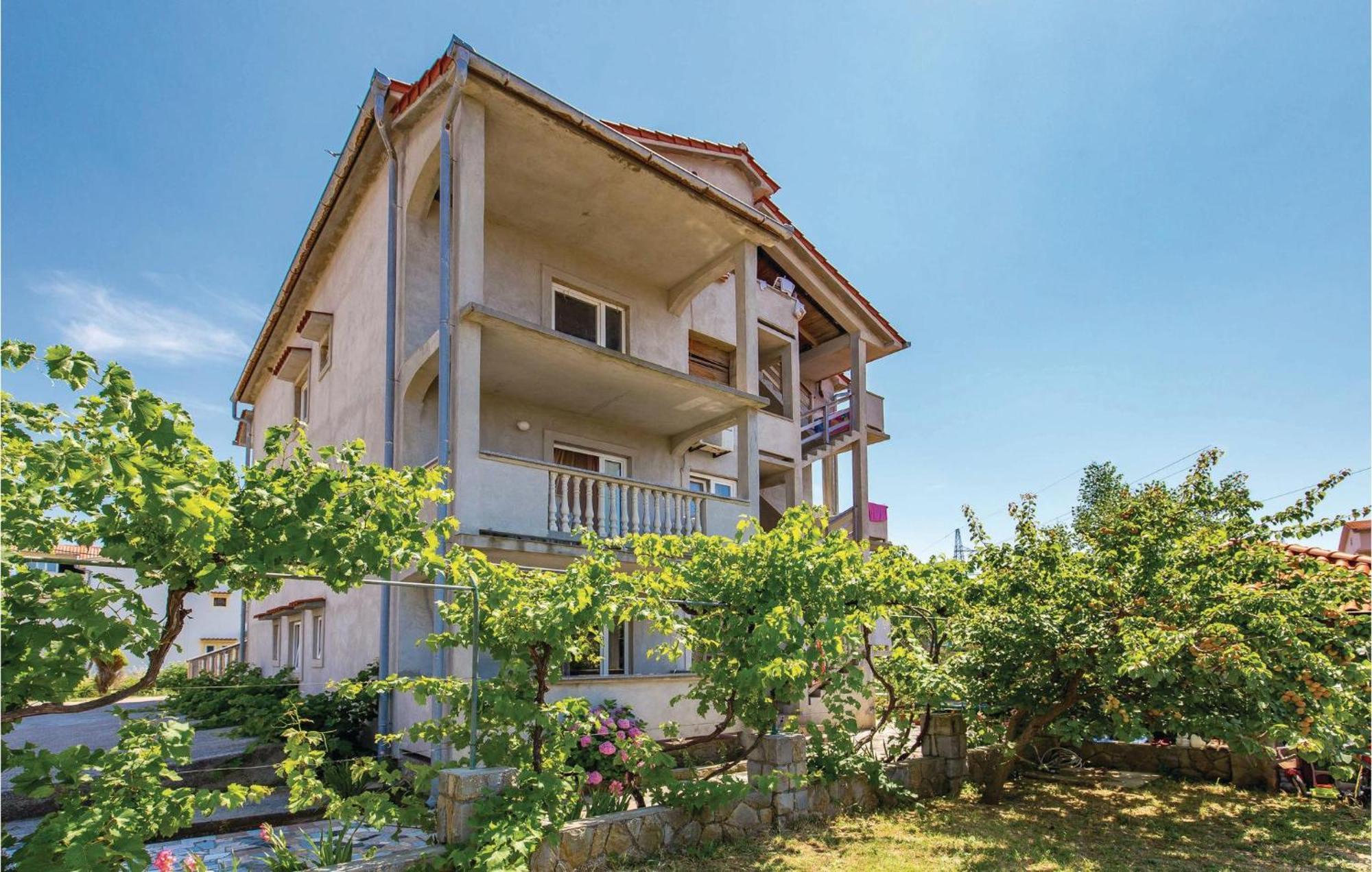 Lovely Apartment In Lopar With Wifi Zewnętrze zdjęcie